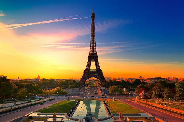 16 điều thú vị về tháp Eiffel mà hầu hết khách du lịch chưa bao giờ quan tâm đến