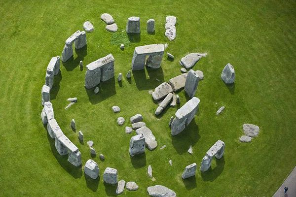 Vùng đá thiêng Stonehenge ở Anh